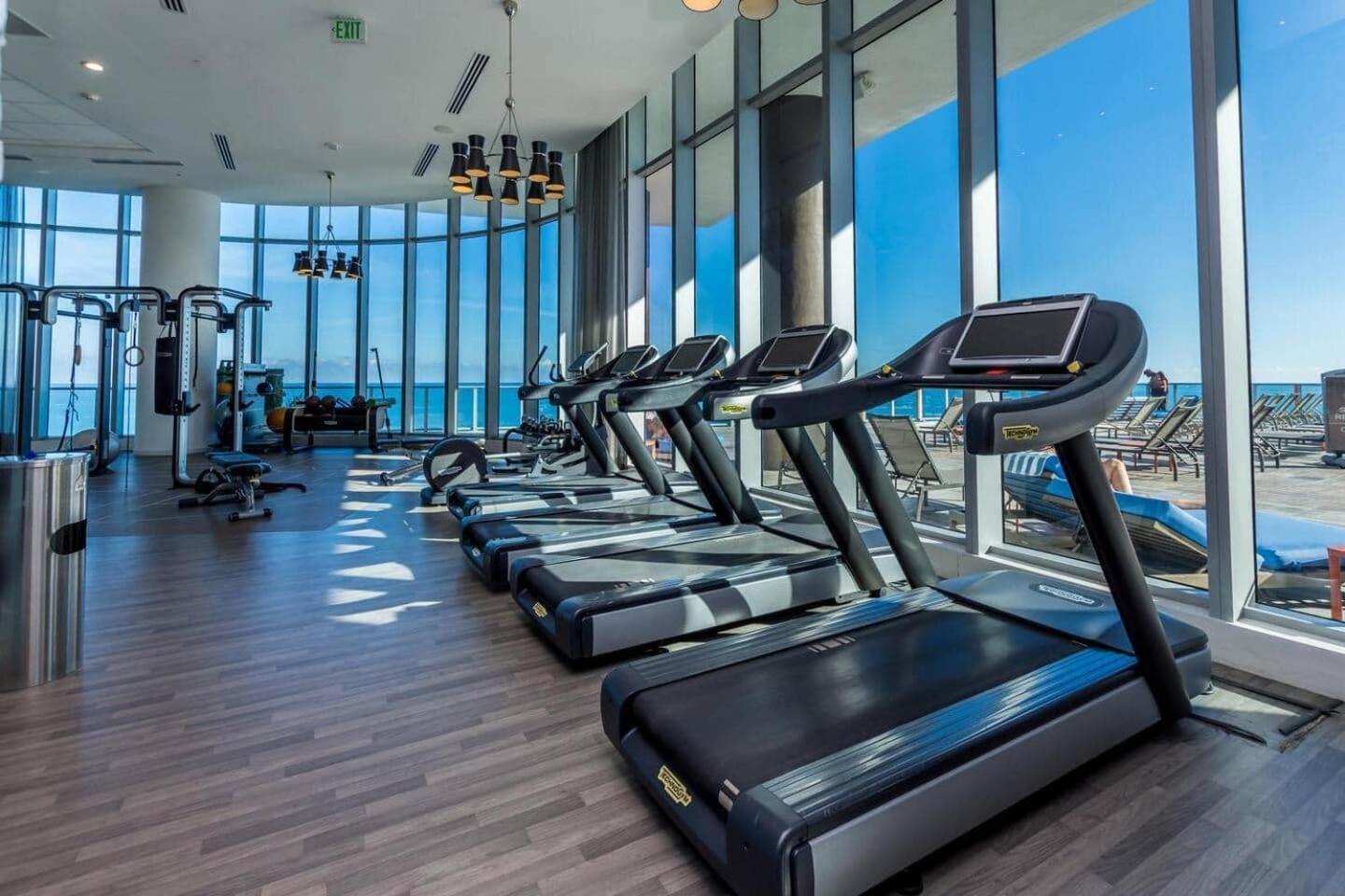 Wonderful 2/2 Condo W Ocean View At Hyde Beach ハリウッド エクステリア 写真